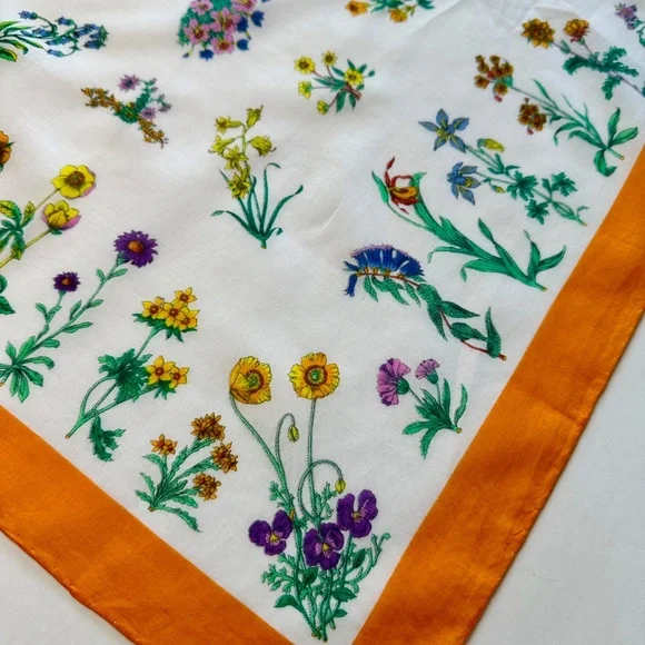 Vintage GUCCI Rare “Flora” Pattern 100% Cotton Square Scarf - Picture 3 of 7